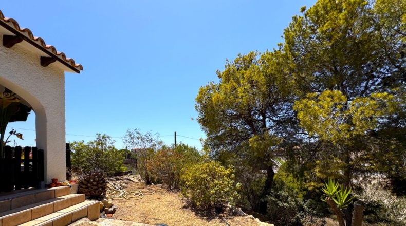 Alicante - Campello - 1850m2