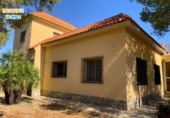 Xalet independent amb terreny en venda a Alacant ref.: TR252777 foto