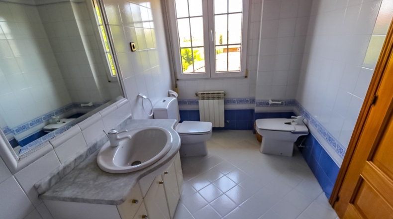 Comunidad de Madrid - Boadilla del Monte - 1121m2
