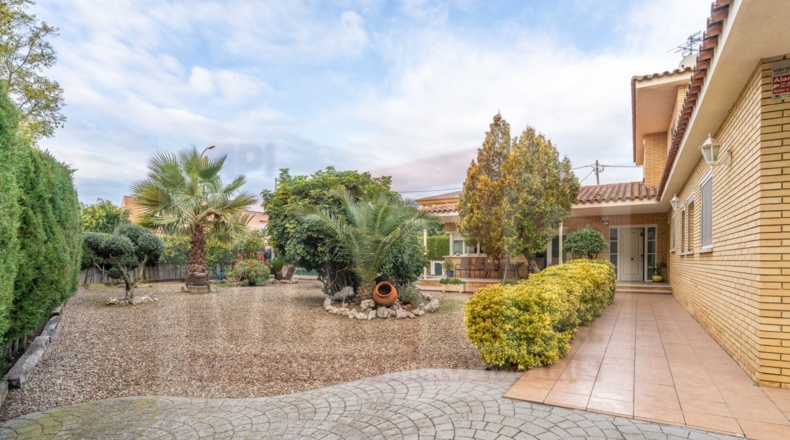 Tarragona - Reus - 1109m2