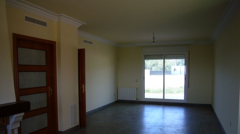 Tarragona - Almoster - 800m2
