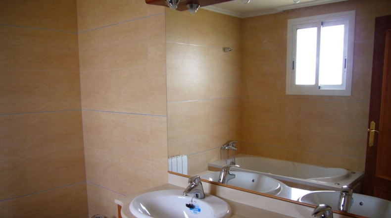 Tarragona - Almoster - 800m2