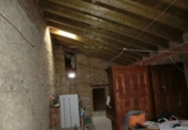Фермерский дом с участком на продажу в городе Tortosa. Фото