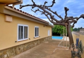 Chalet independiente con terreno en venta en Amposta ref: TR98742 foto