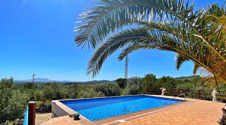 Tarragona - el Perelló - 13000m2