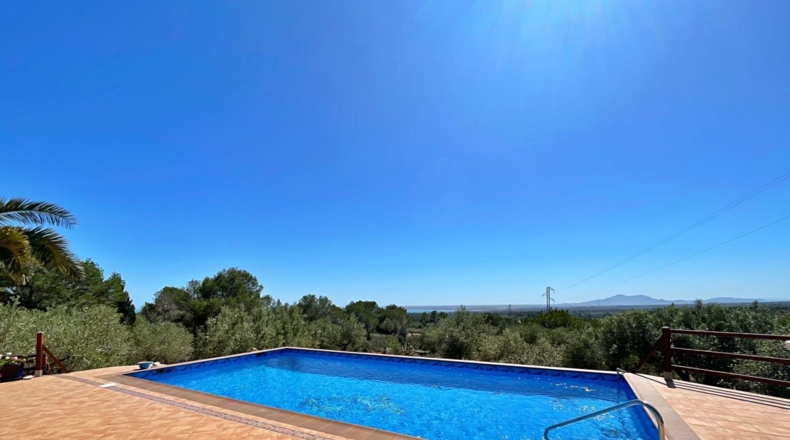 Tarragona - el Perelló - 13000m2