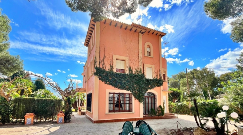 Tarragona - Tortosa - 2500m2