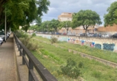 Дом с участком на продажу в городе el Vendrell. Фото