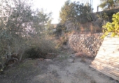 Отдельно стоящий дом с участком на продажу в городе Tortosa. Фото