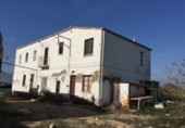 Земельный участок на продажу в городе Tortosa. Фото