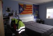 Отдельно стоящий дом с участком на продажу в городе Tortosa. Фото