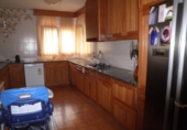Отдельно стоящий дом с участком на продажу в городе Tortosa. Фото