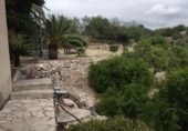 Отдельно стоящий дом с участком на продажу в городе Tortosa. Фото