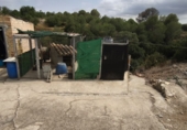 Отдельно стоящий дом с участком на продажу в городе Tortosa. Фото
