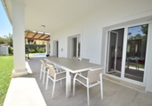 Xalet independent amb terreny en venda a Marbella ref.: TR25979 foto