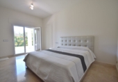 Xalet independent amb terreny en venda a Marbella ref.: TR25979 foto