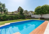 Xalet independent amb terreny en venda a Marbella ref.: TR25979 foto