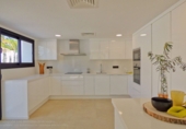 Xalet independent amb terreny en venda a Marbella ref.: TR25895 foto