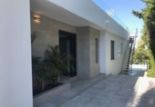 Chalet independiente con terreno en venta en Marbella ref: TR15226 foto