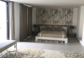 Chalet independiente con terreno en venta en Marbella ref: TR15226 foto