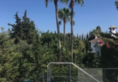 Chalet independiente con terreno en venta en Marbella ref: TR15226 foto