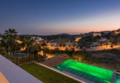 Chalet independiente con terreno en venta en Benahavís ref: TR25843 foto