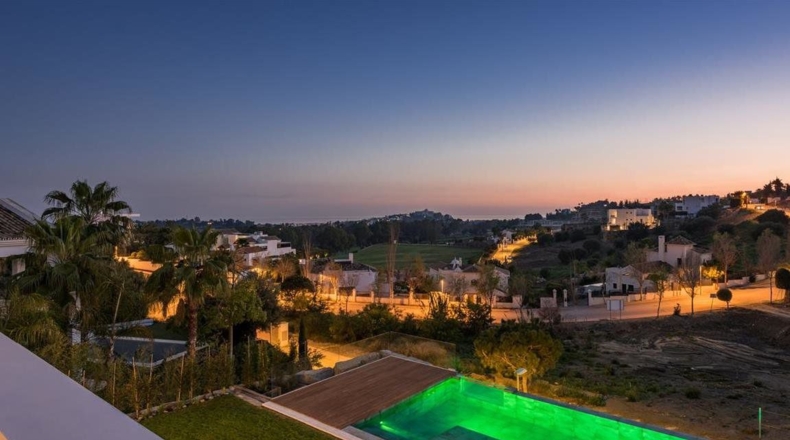Málaga - La Cocha - 1235m2