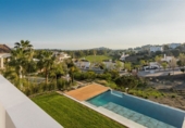 Chalet independiente con terreno en venta en Benahavís ref: TR25843 foto