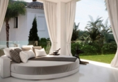 Chalet independiente con terreno en venta en Benahavís ref: TR25843 foto