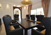 Chalet independiente con terreno en venta en la España, Marbella, ref: TR25823 foto