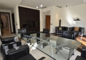 Chalet independiente con terreno en venta en la España, Marbella, ref: TR25823 foto