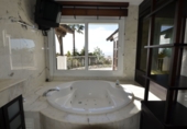 Chalet independiente con terreno en venta en la España, Marbella, ref: TR25823 foto