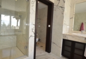 Chalet independiente con terreno en venta en la España, Marbella, ref: TR25823 foto