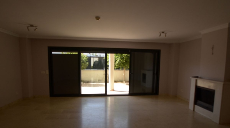 Málaga - Golf Park - 300m2
