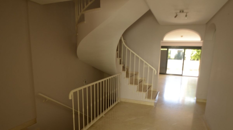 Málaga - Golf Park - 300m2