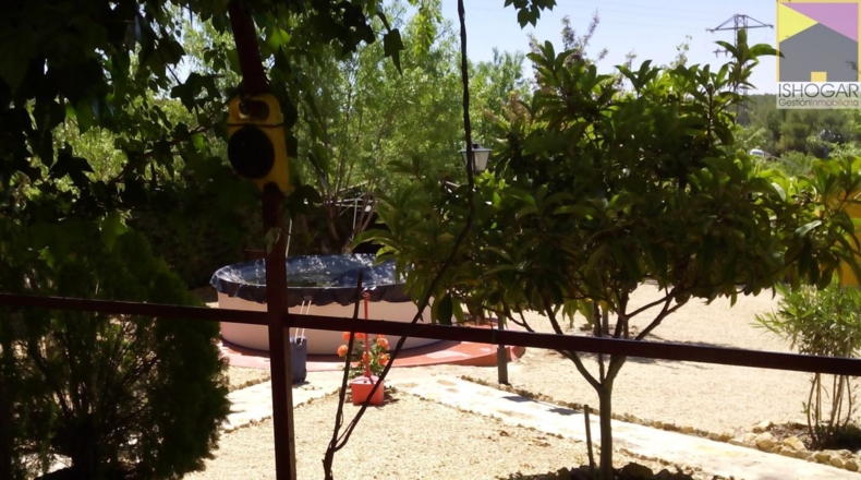 Ciudad Real - Valdepeñas - 1400m2