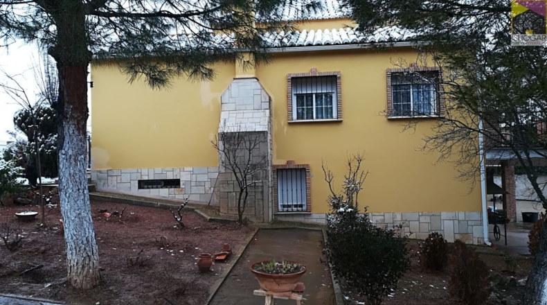 Ciudad Real - Santa Cruz de Mudela - 2700m2