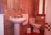 Chalet independiente con terreno en venta en Valdepeñas ref: TR201946 foto
