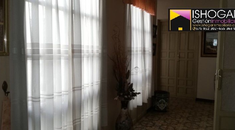 Ciudad Real - Valdepeñas - 404m2