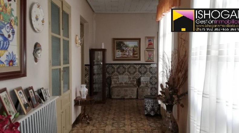 Ciudad Real - Valdepeñas - 404m2