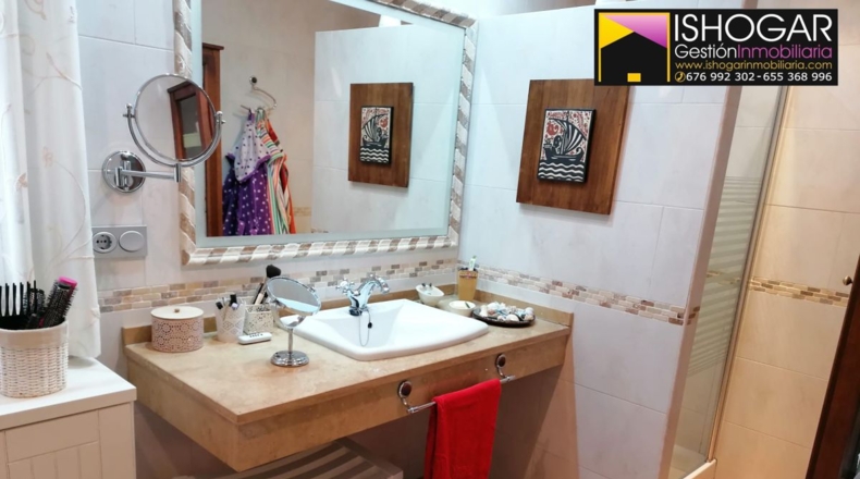 Ciudad Real - Valdepeñas - 1200m2