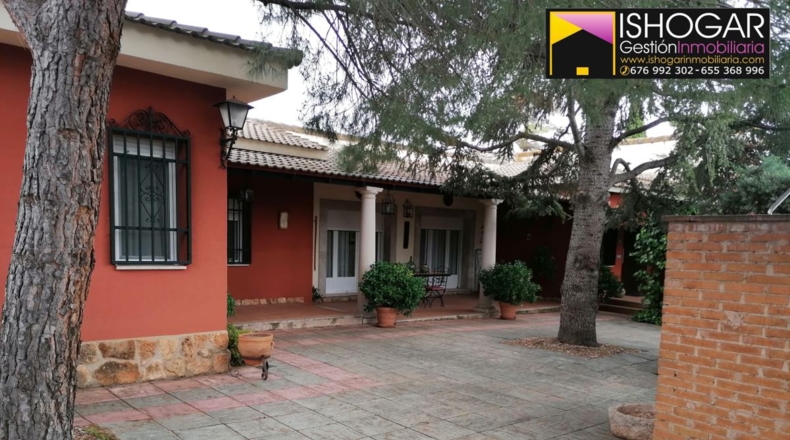 Ciudad Real - Valdepeñas - 1200m2