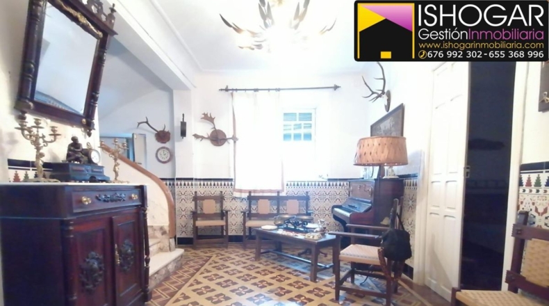 Ciudad Real - Valdepeñas - 300m2