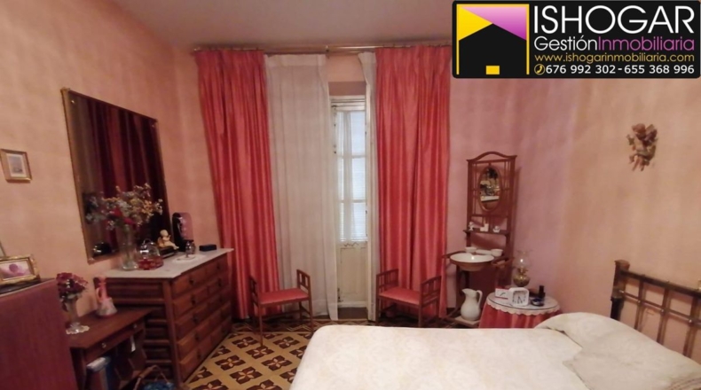 Ciudad Real - Valdepeñas - 300m2
