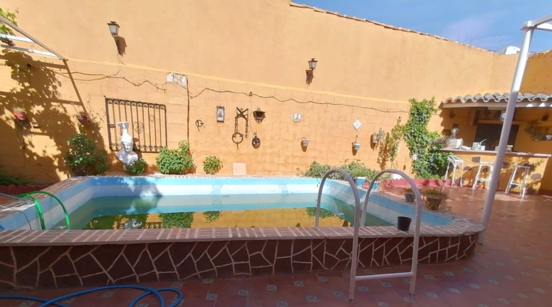 Ciudad Real - Valdepeñas - 315m2