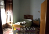 Chalet independiente con terreno en venta en Valdepeñas ref: TR360739 foto