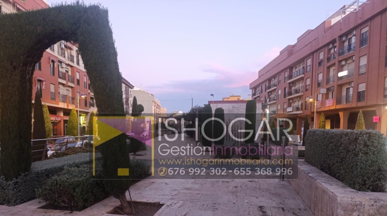 Ciudad Real - Valdepeñas - 700m2