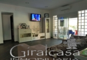 Xalet independent amb terreny en venda a Carmona ref.: TR62436 foto