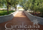 Xalet independent amb terreny en venda a Carmona ref.: TR62436 foto
