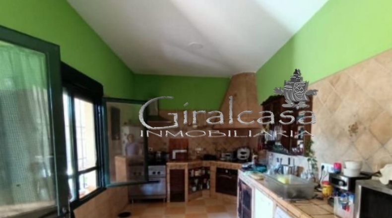 Sevilla - La Celada - 2800m2